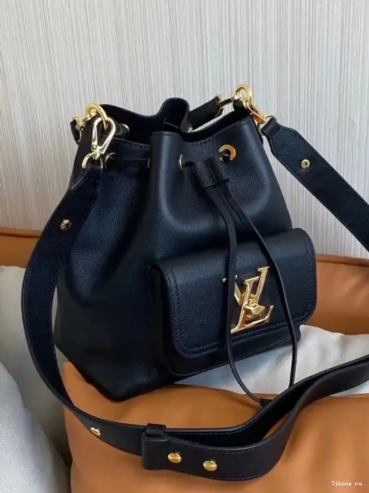 Cheap LOCKME BUCKET LOUIS VUITTON 0506